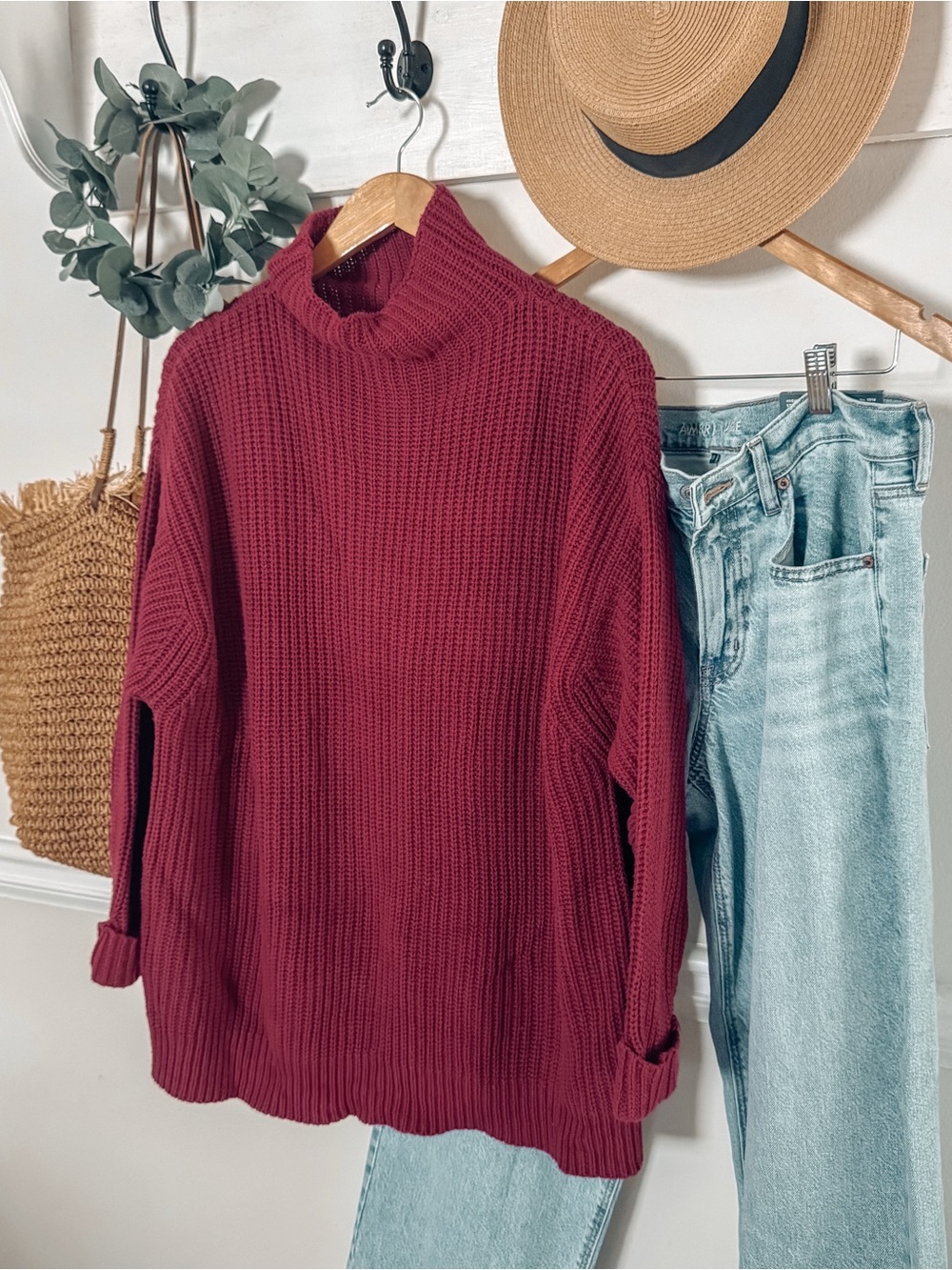 American Eagle Outfitters Ribbed Turtleneck Sweater - Burgundy Red